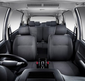 sewa mobil all new avanza jogja - fitur interior
