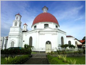 paket wisata semarang